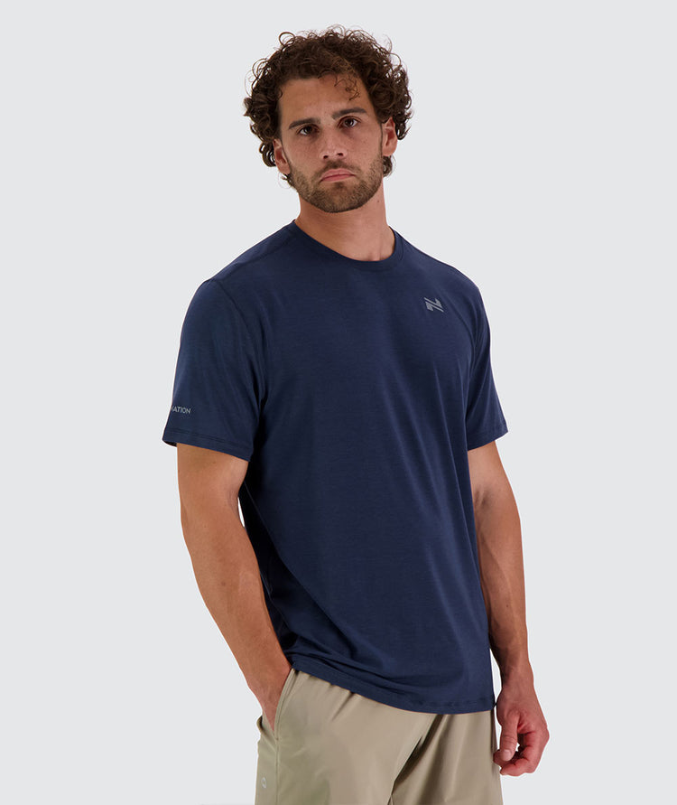 Lightweight and comfortable training t-shirt#color_navy