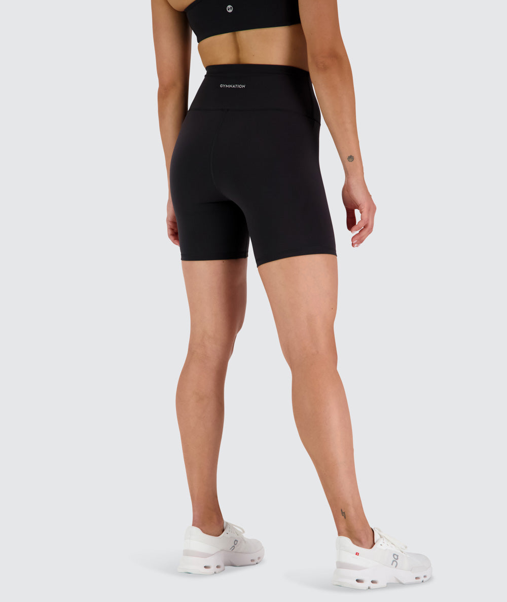 Supersoft shorts for women, Model 176 cm / size S#color_black