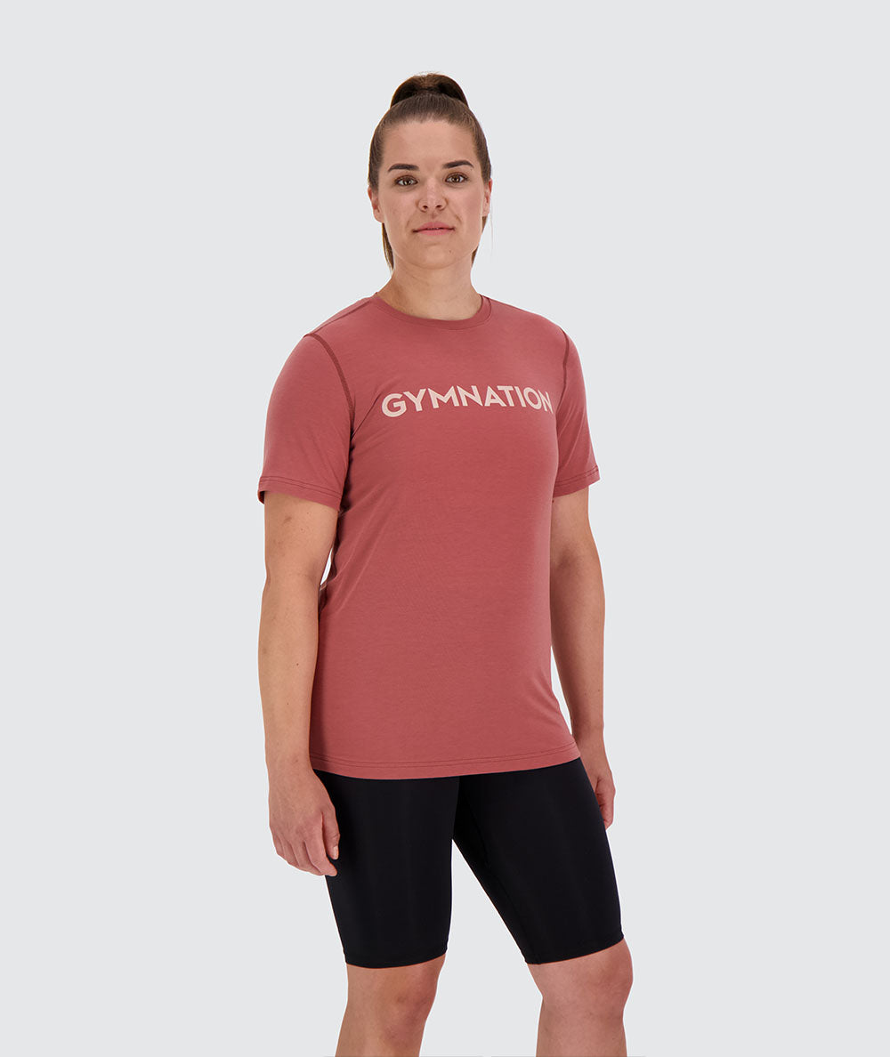 Sustainable and comfortable women's t-shirt for crossfit#color_brick