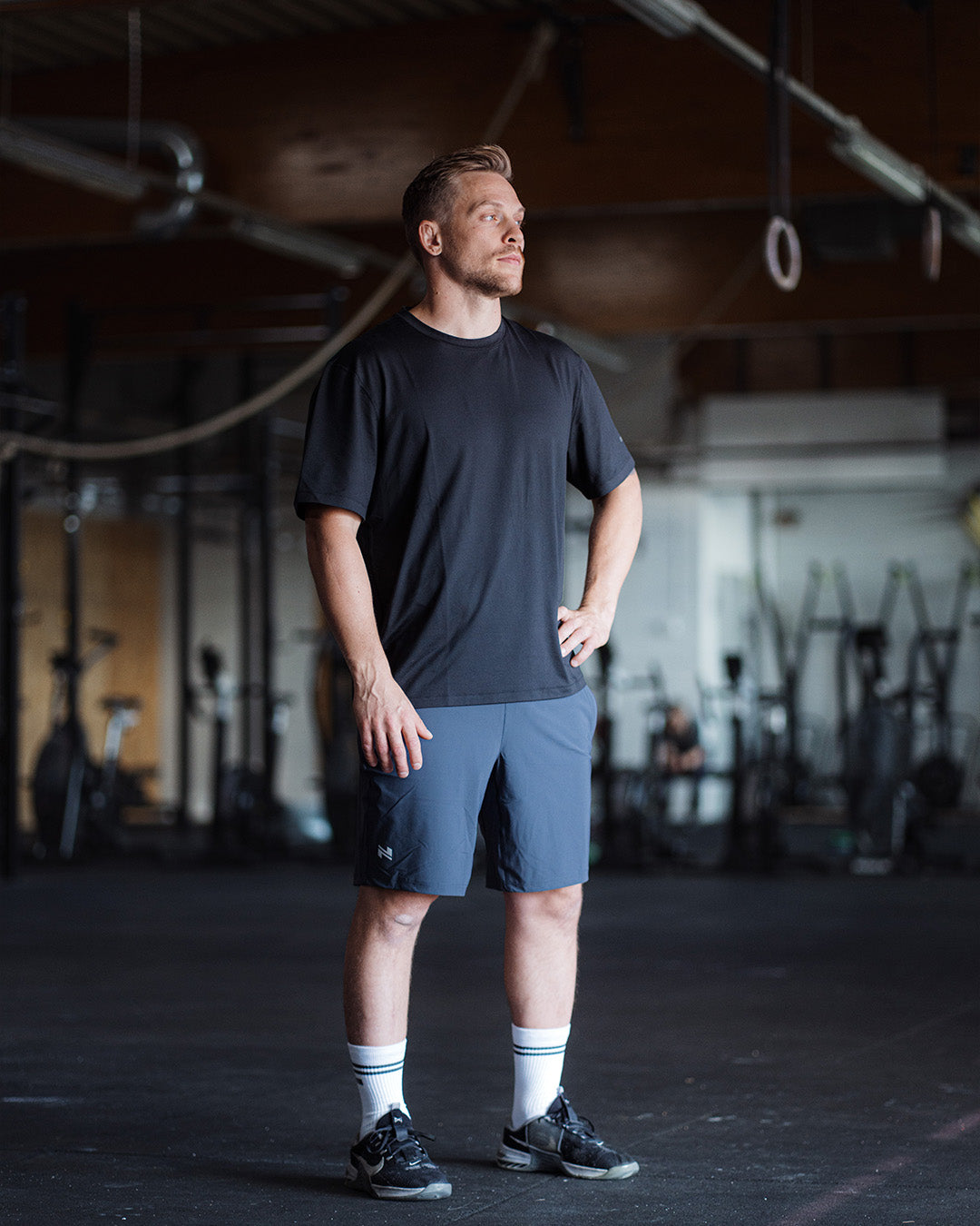 Oversize training T-Shirt - Unisex, Male 175cm / size L, Female 160cm / size XS#color_black