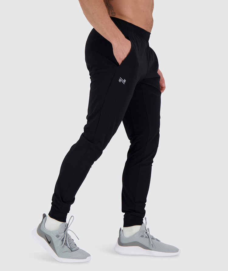 Men's performance joggers#color_black