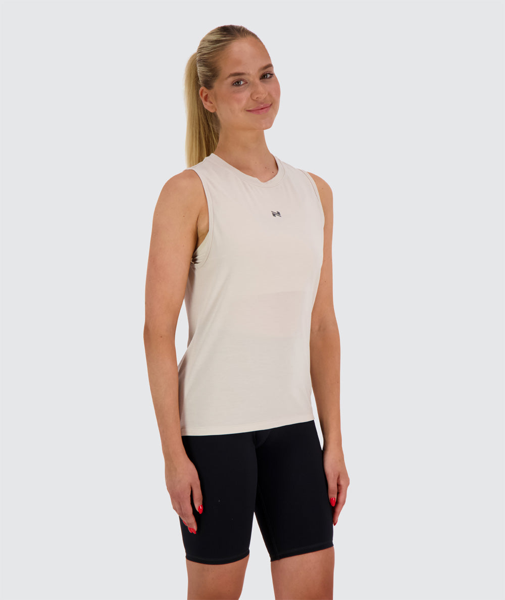 best women's training top#color_oat