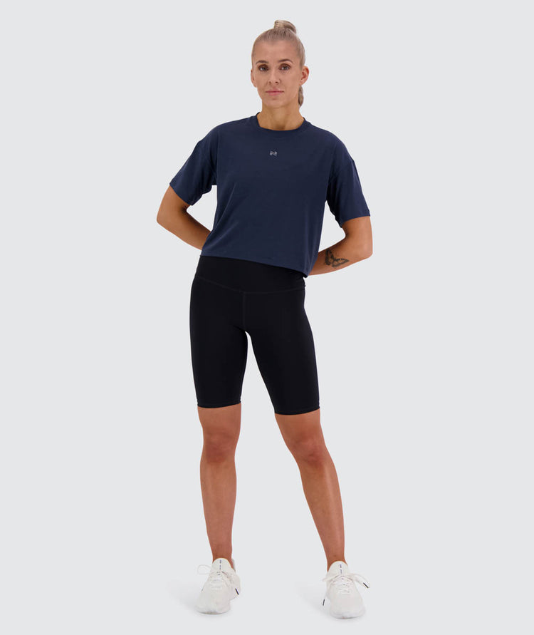 Boxy Cropped Training t-shirt #color_navy