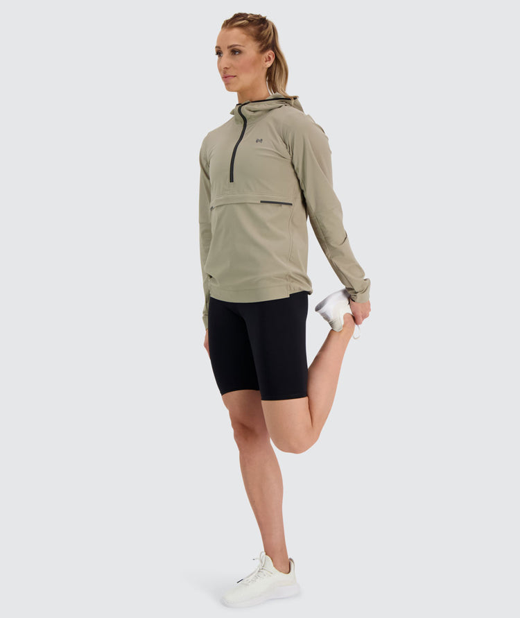 Women's Training Anorak #color_sand