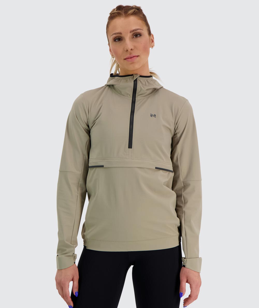 Women's Training Anorak #color_sand