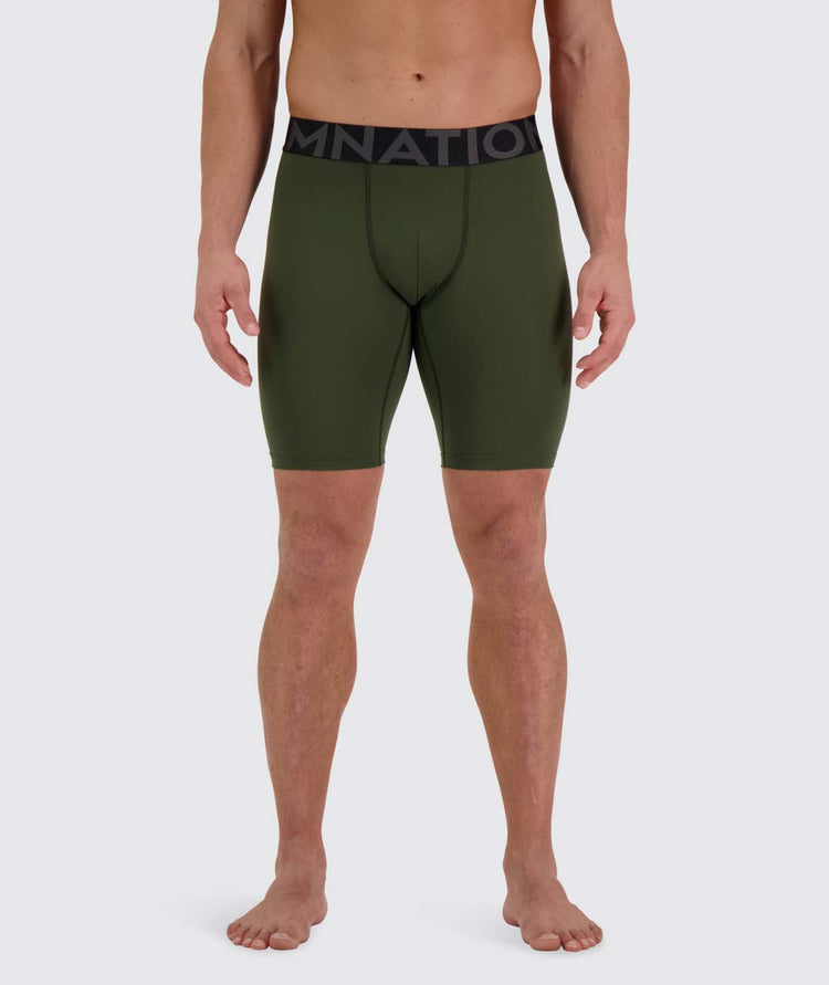 Men's baselayer shorts, Model 182 cm / size M#color_army-green